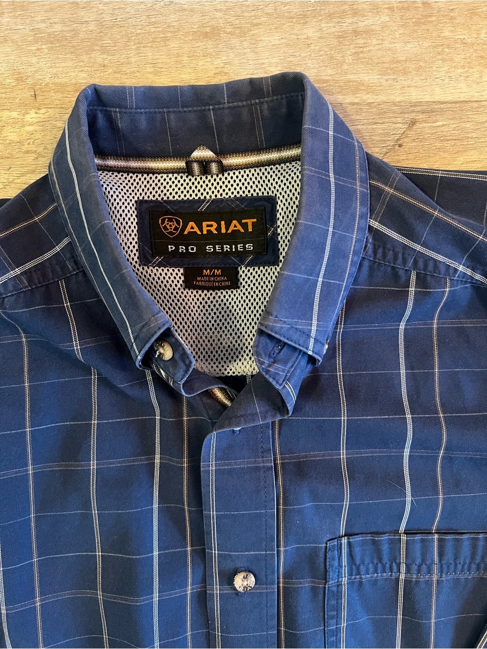 Ariat Pro Series Men'sMedium Blue Plaid Western Long Sleeve Button-Down